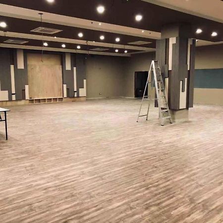 Frazel Inn Hotel Parit Buntar Buitenkant foto