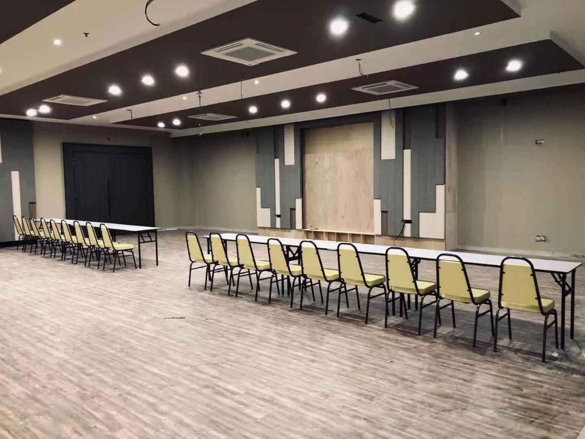 Frazel Inn Hotel Parit Buntar Buitenkant foto